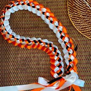 Hawaiian style Ribbon Lei